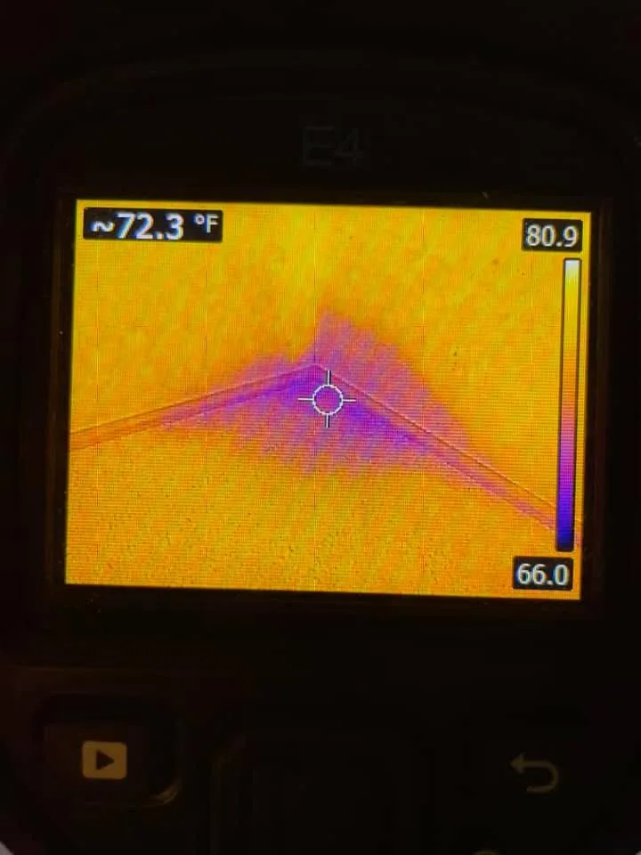 Flir e4 thermal vaulted ceiling peak cold seam 72 degrees